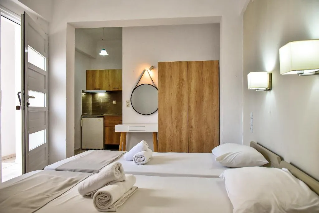 STUDIO CAPACITY 2 Room, Iraklis, Crete