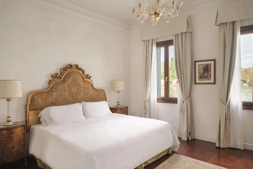 Room PREMIUM Room, Hotel Cipriani, A Belmond Hotel, Venice, Venice