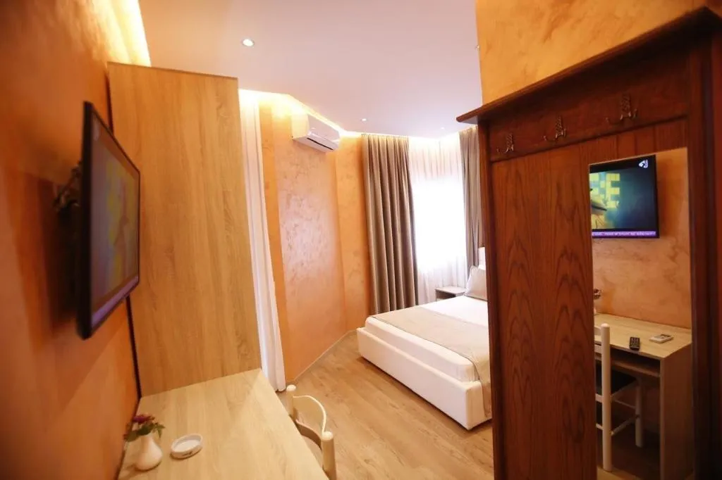 Room, Akropoli Hotel, Durres