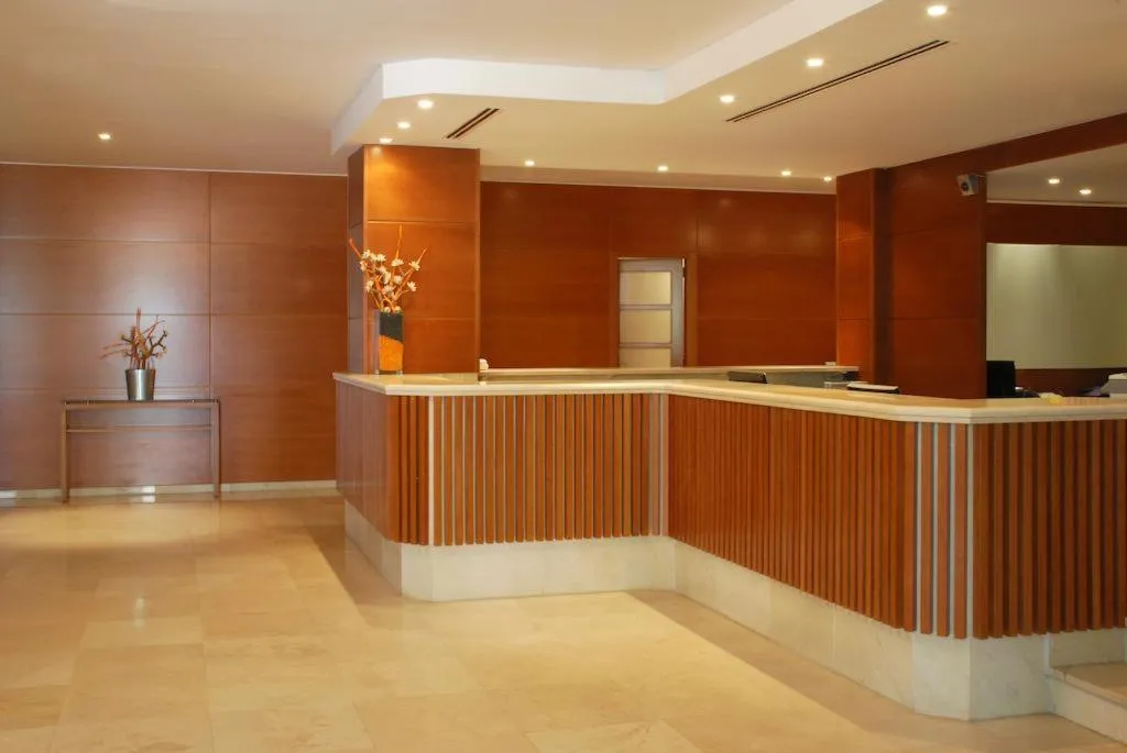 Lobby, Los Robles, Valencia