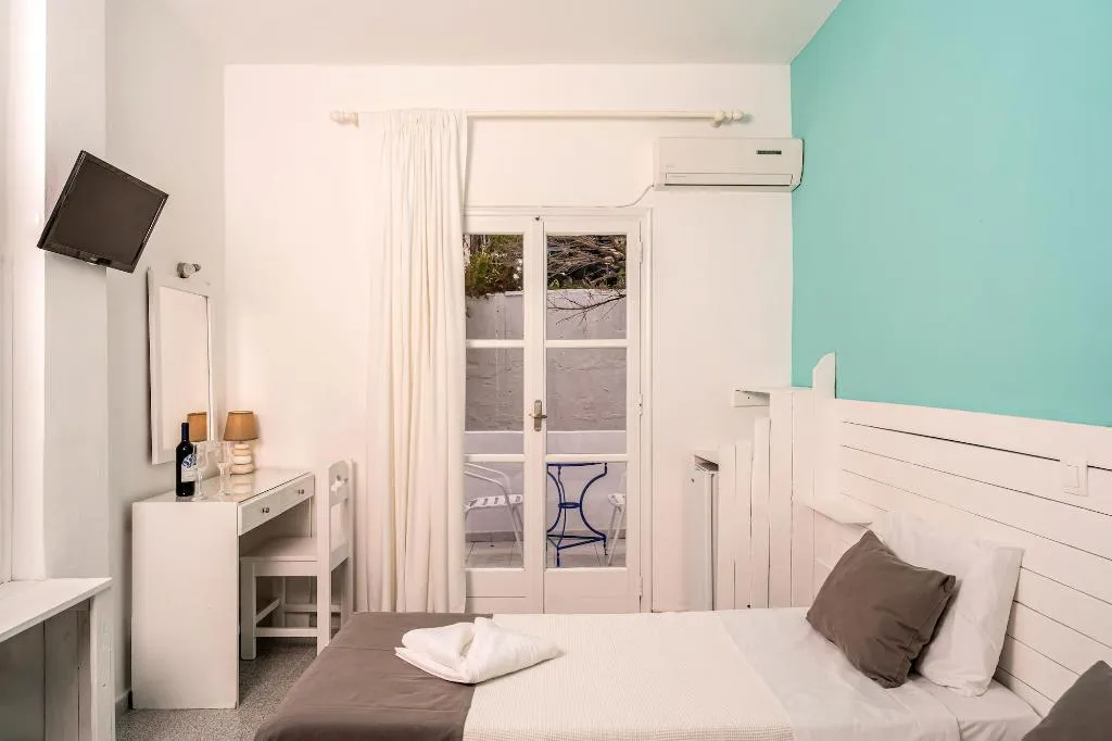 Room, Ikaros Hotel, Santorini