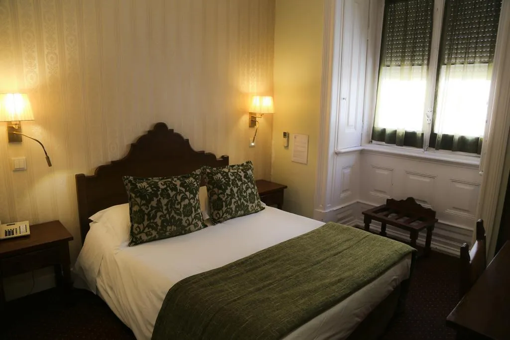 Double or Twin STANDARD Room, Dom Sancho I, Lisbon