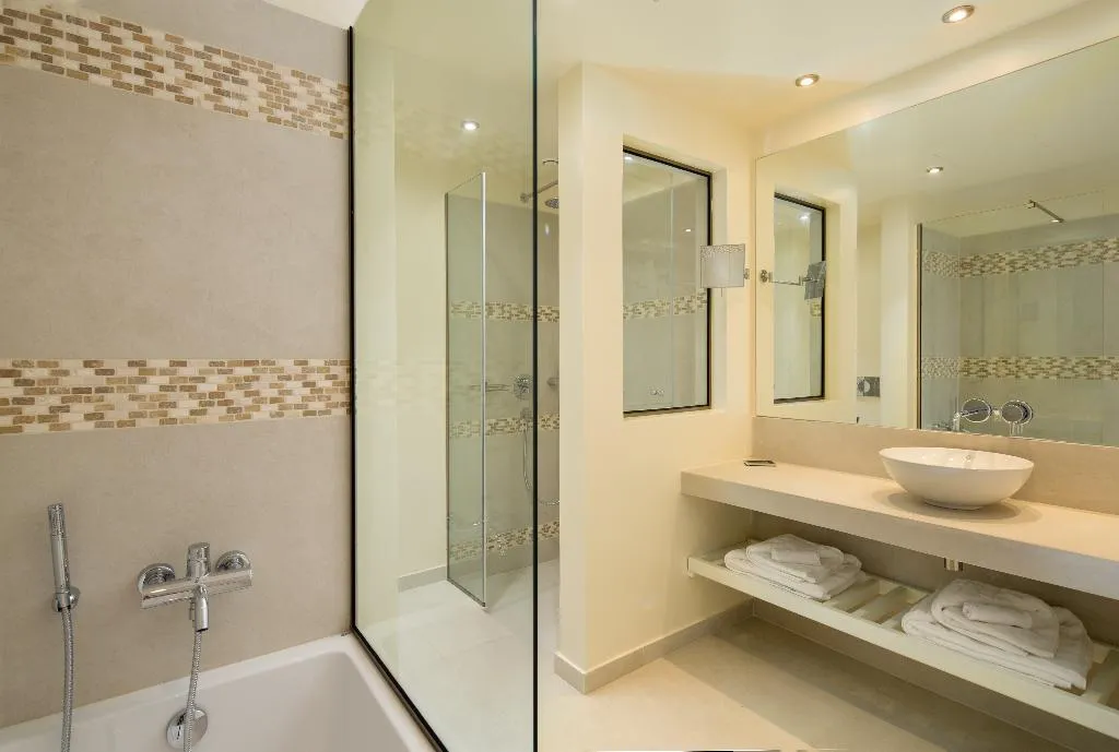 DOUBLE DELUXE GARDEN VIEW Room, Rodostamo Hotel & Spa, Corfu