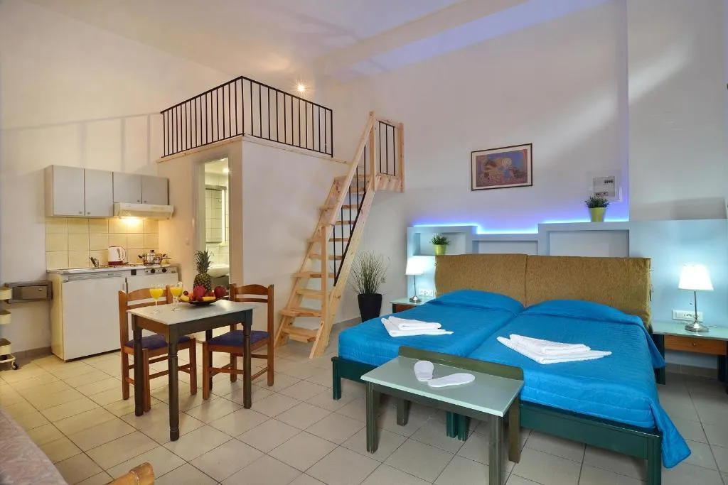 FAMILY ROOM basement Room, Mythos Platanias, Crete