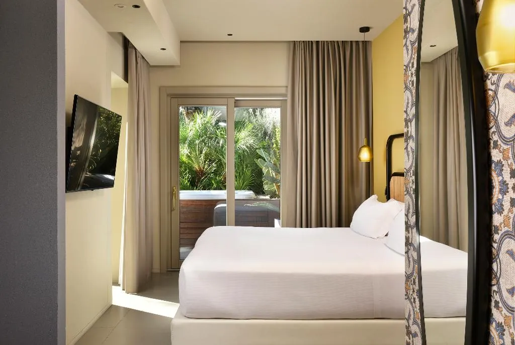 SUITE WITH JACUZZI Room, Minareto, Catania
