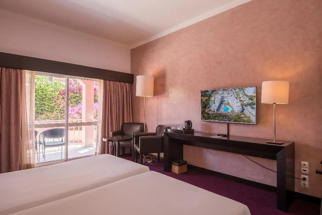DOUBLE SINGLE USE CLASSIC Room, Vila Gale Collection Praia, Algarve