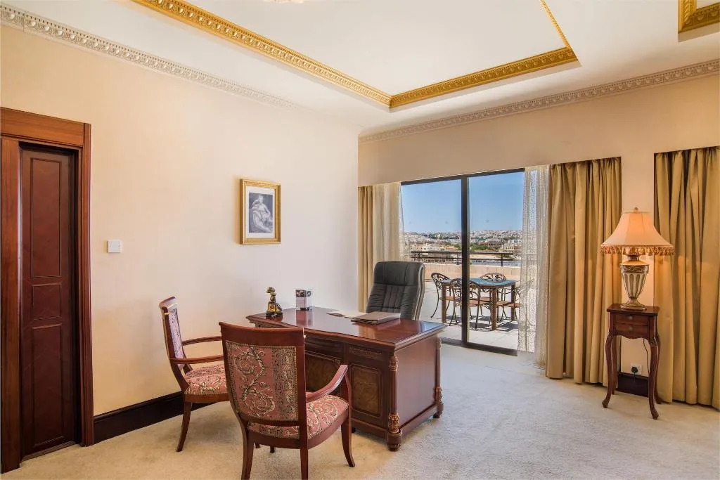 Room, Grand Hotel Excelsior, Malta