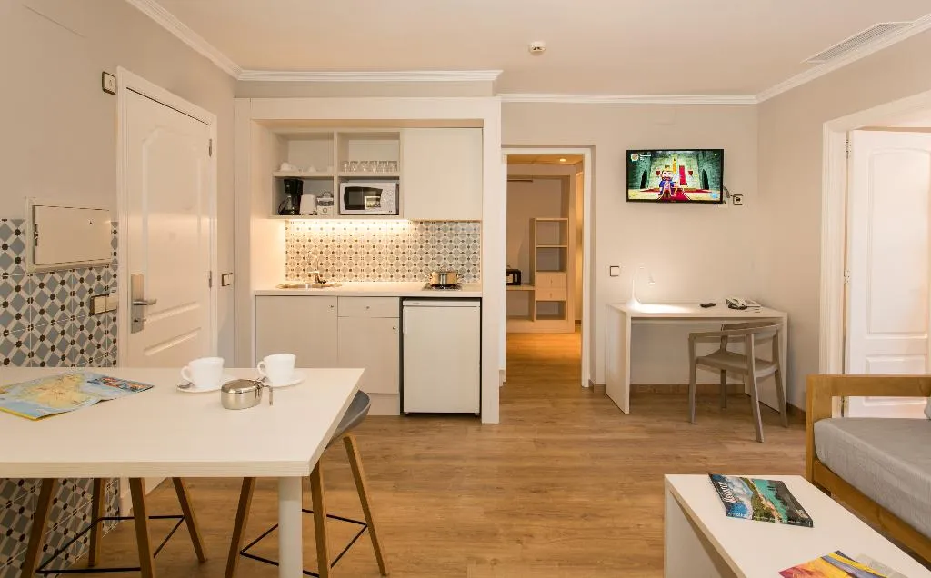 APARTMENT TWO BEDROOMS Room, Minura Cala Galdana & Apartamentos d´Aljandar, Menorca