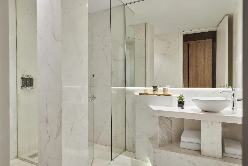 Room, Hyatt Centric Gran Via Madrid, Madrid