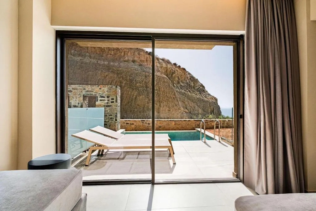 SUITE WITH PRIVATE POOL Room, Harmony E Rock Hotel & Resort, Crete