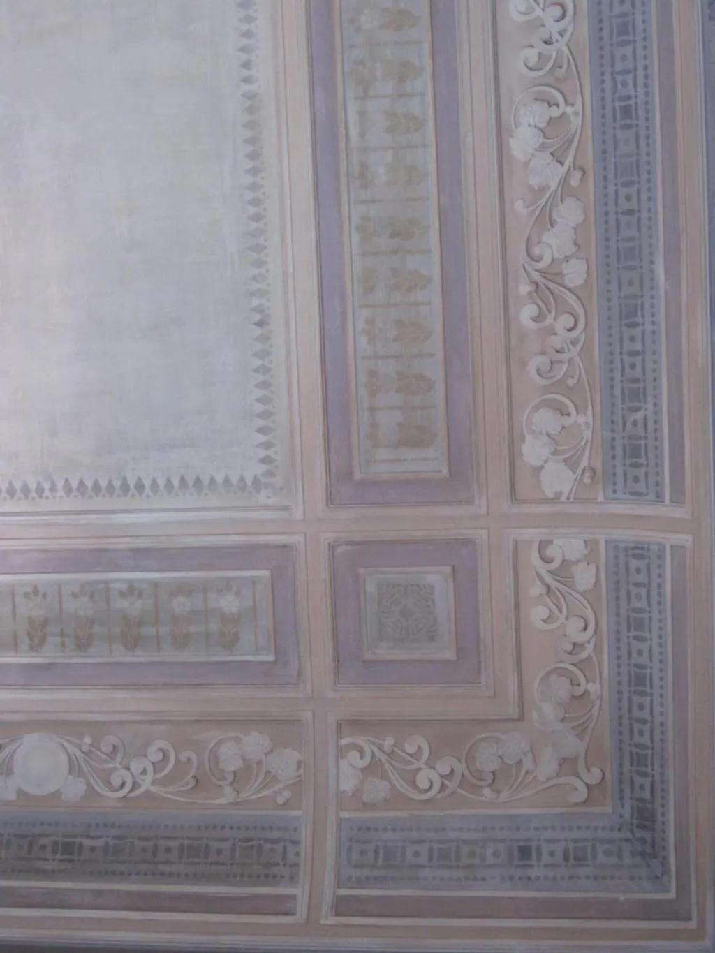 Lobby, San Demetrio, Catania