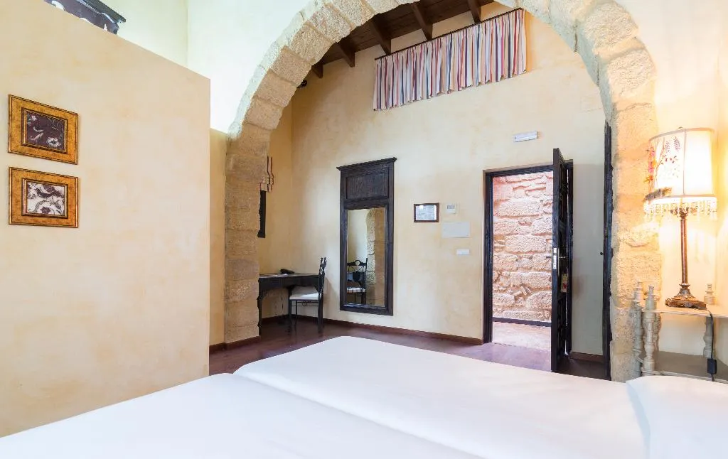 Double or Twin SUPERIOR Room, La Casona de Calderon, Seville