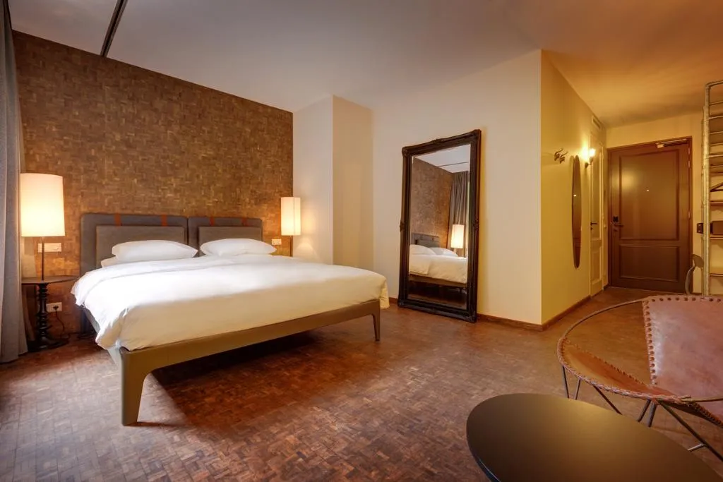 DOUBLE SUPERIOR Room, Hotel V Nesplein, Amsterdam