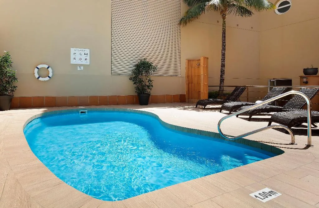 Pool, Hcc Montblanc, Barcelona