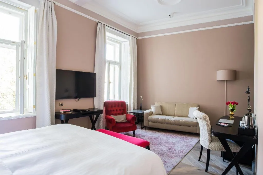 SUITE SUPERIOR WITH VIEWS Room, Hotel Telegraaf, Autograph Collection, Tallinn