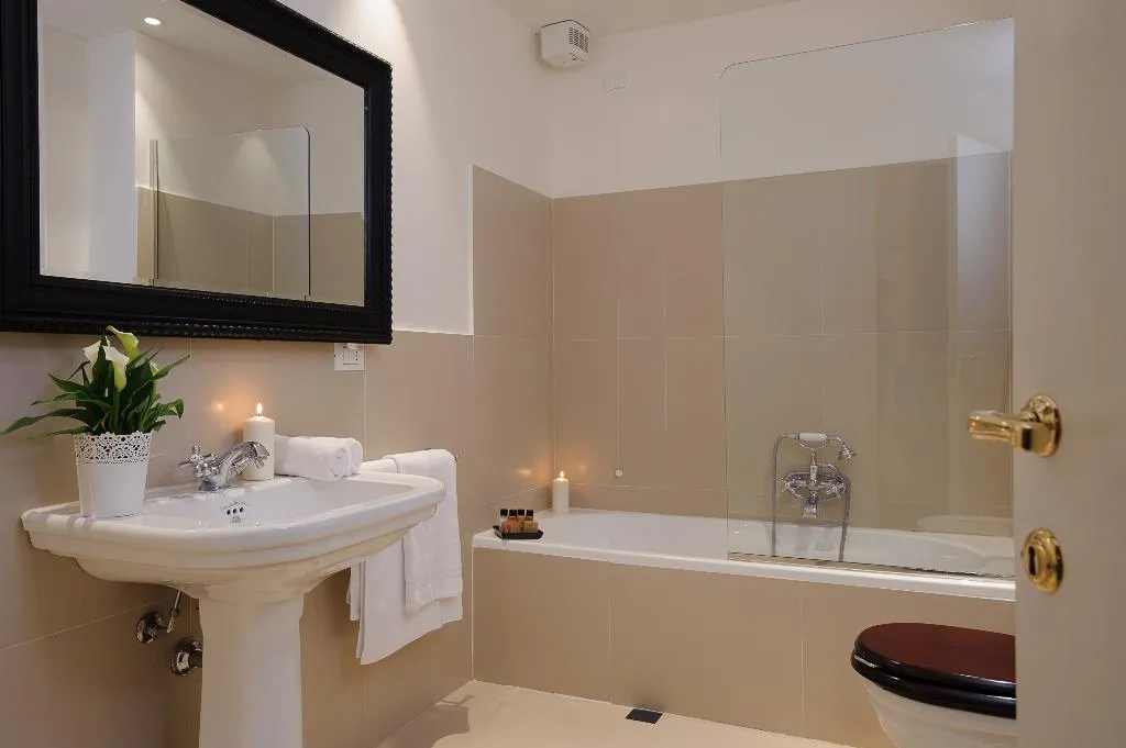 JUNIOR SUITE DELUXE Room, Hotel Lungarno Vespucci 50, Florence