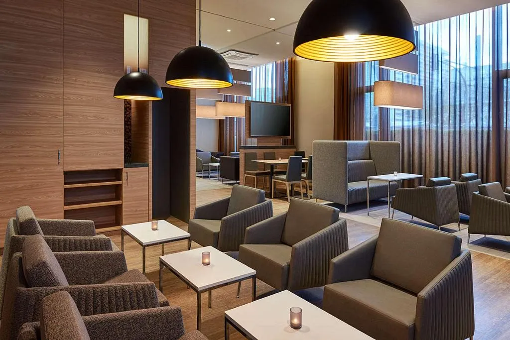 Bar, Hampton by Hilton Berlin City Alexanderplatz, Berlin
