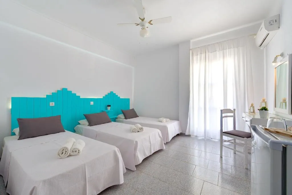 Room, Ikaros Hotel, Santorini