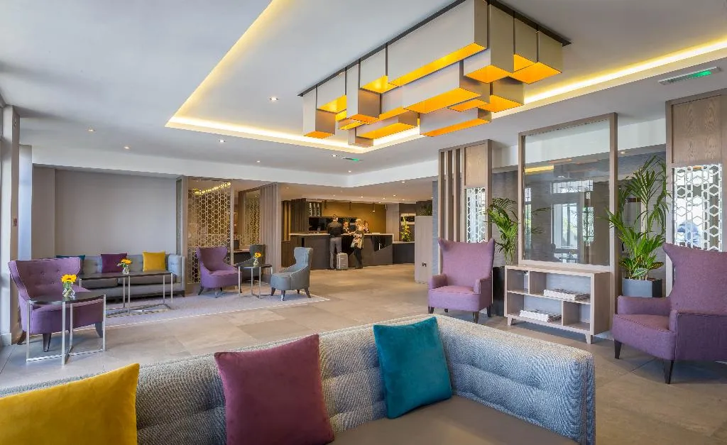 Lobby, Maldron Hotel Newlands Cross, Dublin