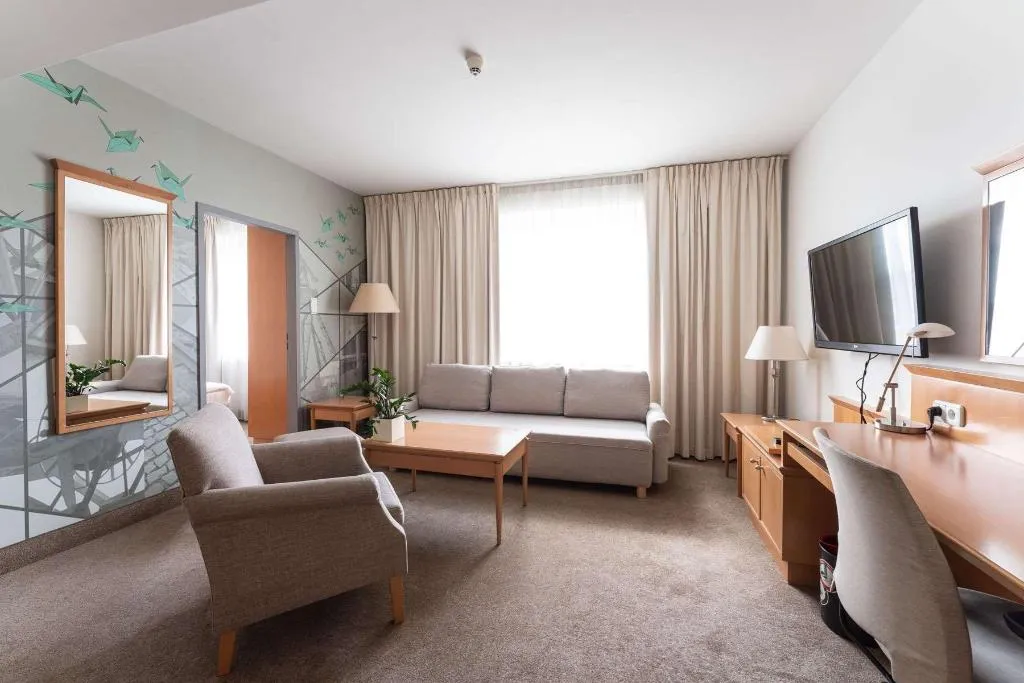 JUNIOR SUITE STANDARD Room, Scandic Gdansk, Gdansk