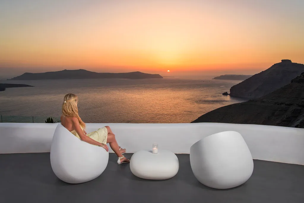 Bar, Athina Luxury Suites, Santorini