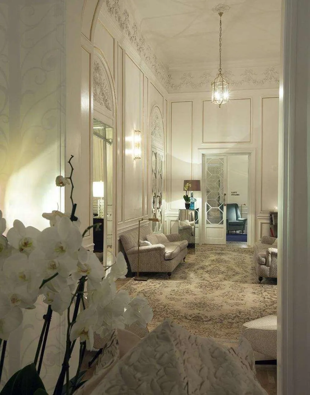 Room, Palazzo Dama, Rome