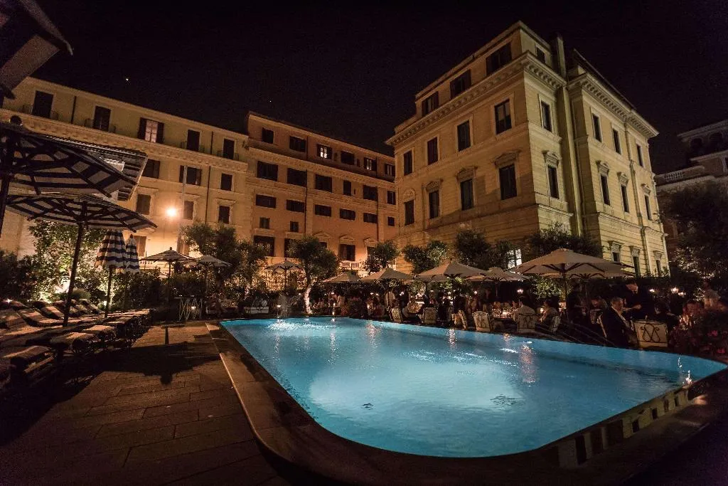 Pool, Palazzo Dama, Rome