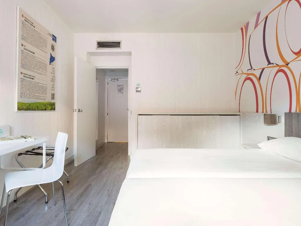 DOUBLE STANDARD Room, Ibis Styles Madrid Prado, Madrid