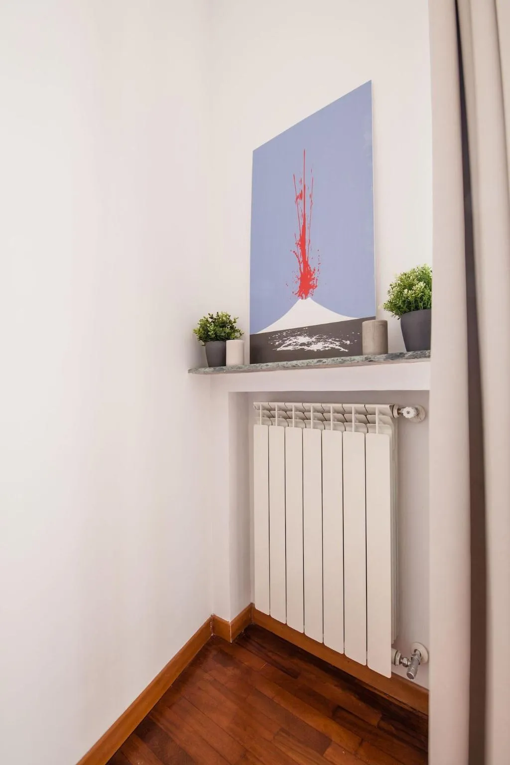 Room, Napolicentro Mare, Naples