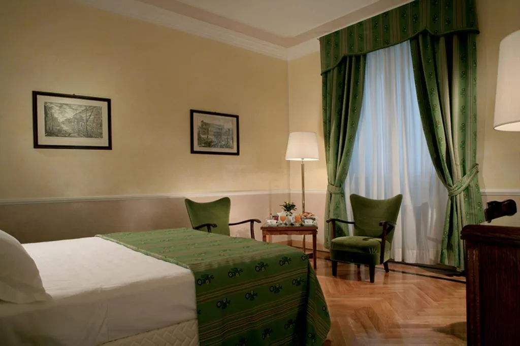 SINGLE STANDARD Room, Bettoja Hotel Massimo d'Azeglio, Rome