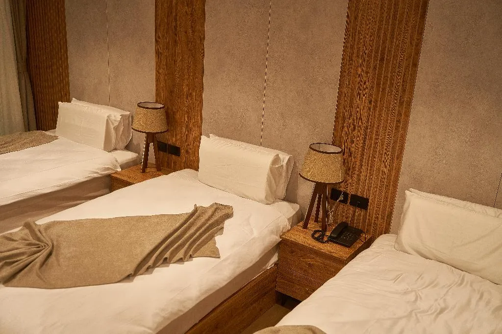 TRIPLE STANDARD Room, Gold's Pyramids Hotel, Cairo