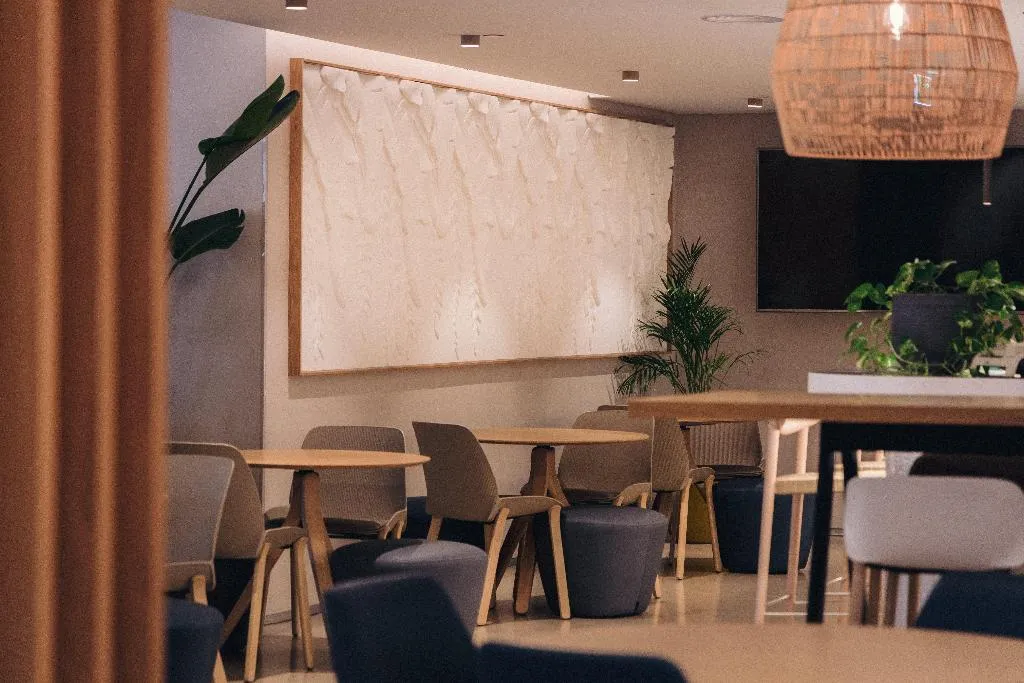 Bar, Holiday Inn Lisboa, Lisbon