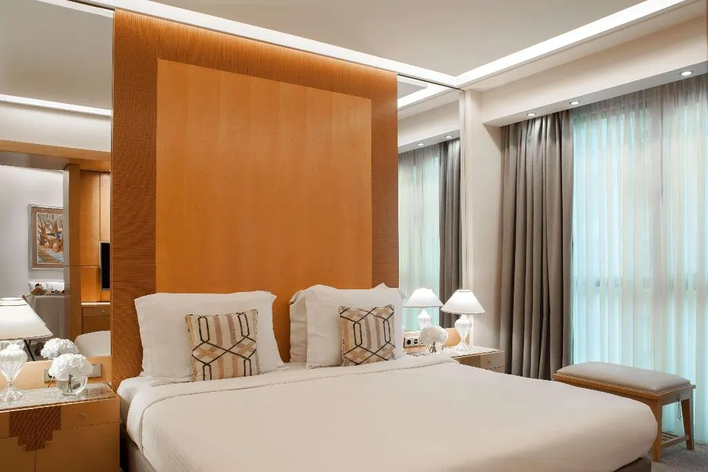 JUNIOR SUITE EXECUTIVE Room, Melia Athens, Athens