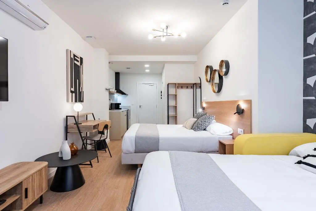 STUDIO STANDARD Room, Smartr Valencia Turia, Valencia