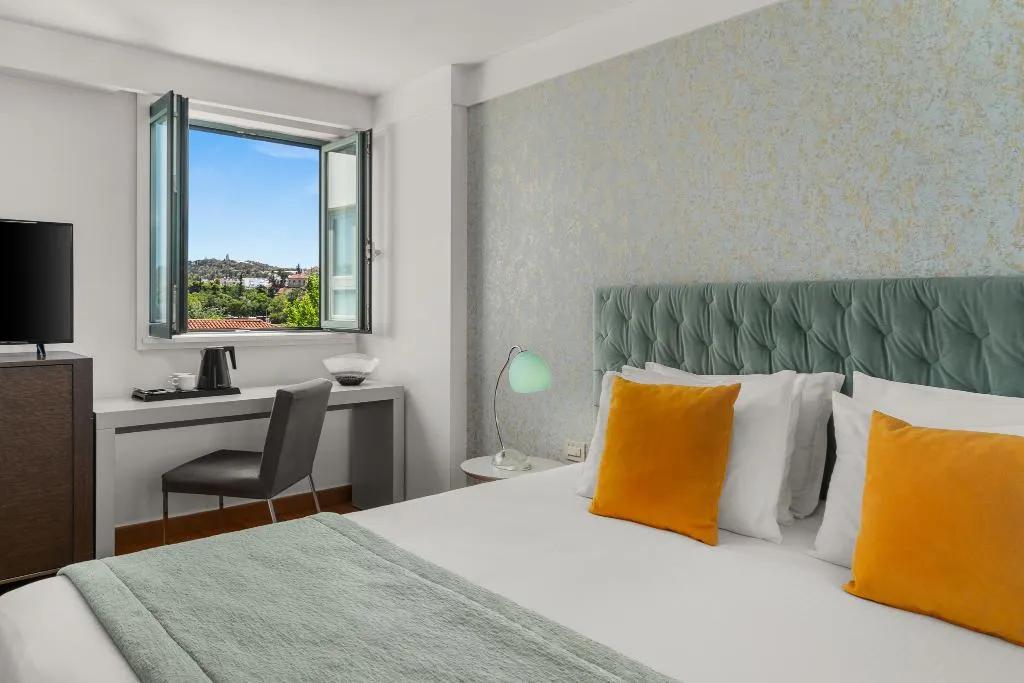 SINGLE DELUXE Room, Athenaeum Eridanus Luxury Hotel, Athens