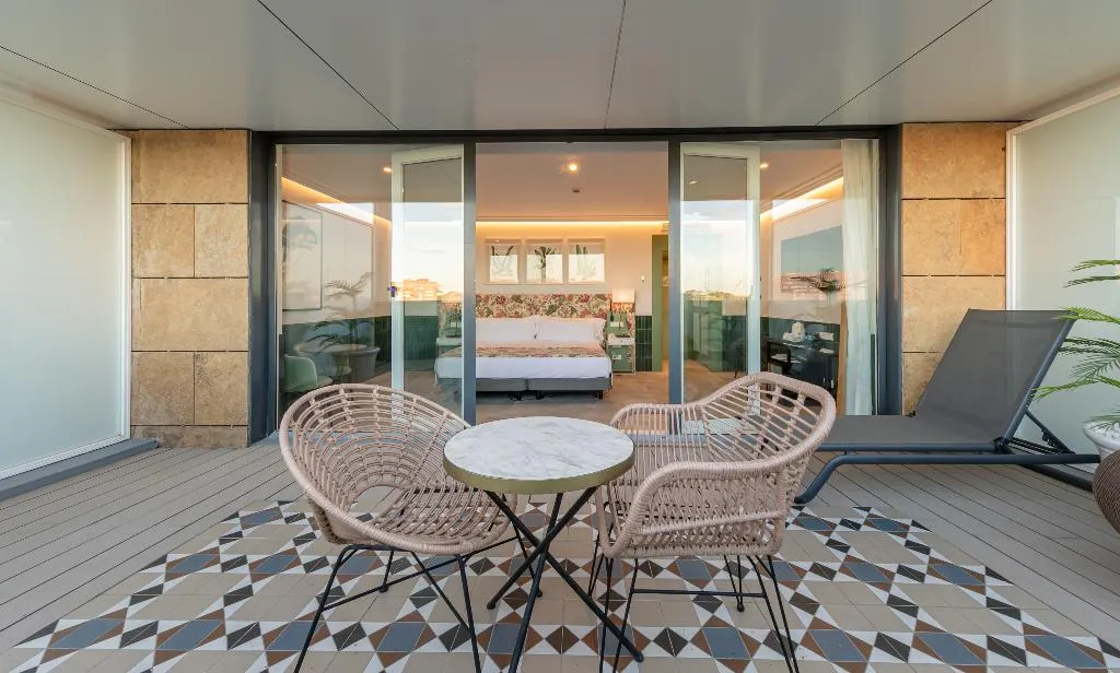 DOUBLE SUPERIOR RIVER VIEW Room, Ribera de Triana Hotel, Seville