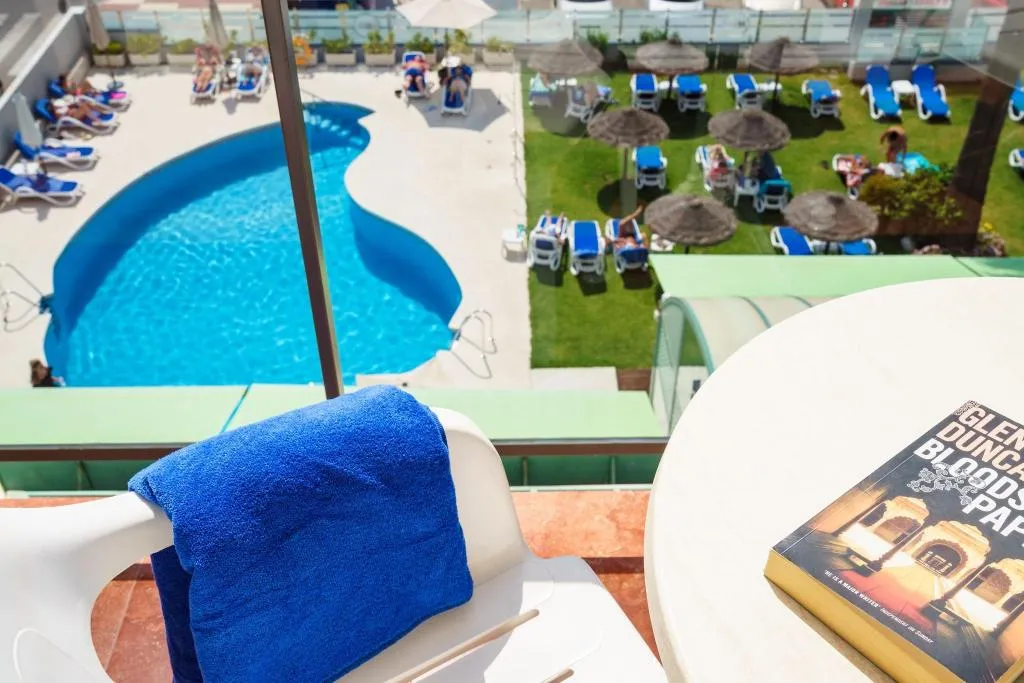 TWIN SEA VIEW Room, Isabel, Costa Del Sol