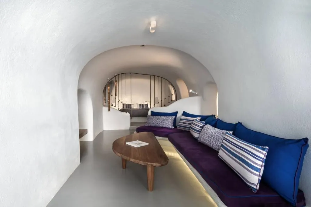 VILLA HONEYMOON Room, La Perla Villas and Suites, Santorini