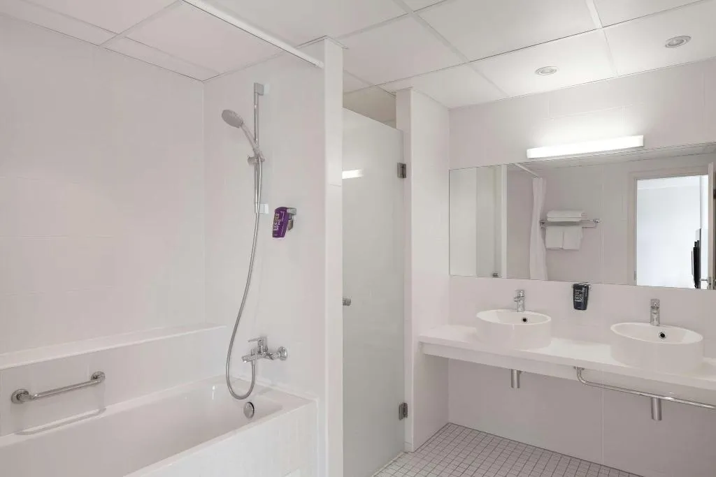 Room STANDARD Room, Park Inn by Radisson Meriton Conference&Spa Hotel, Tallinn