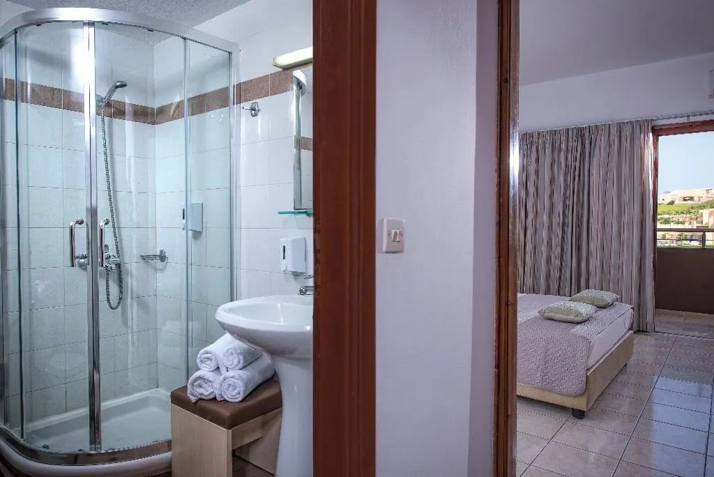 FAMILY ROOM ANNEX Room, Blue Bay Resort Hotel, Crete