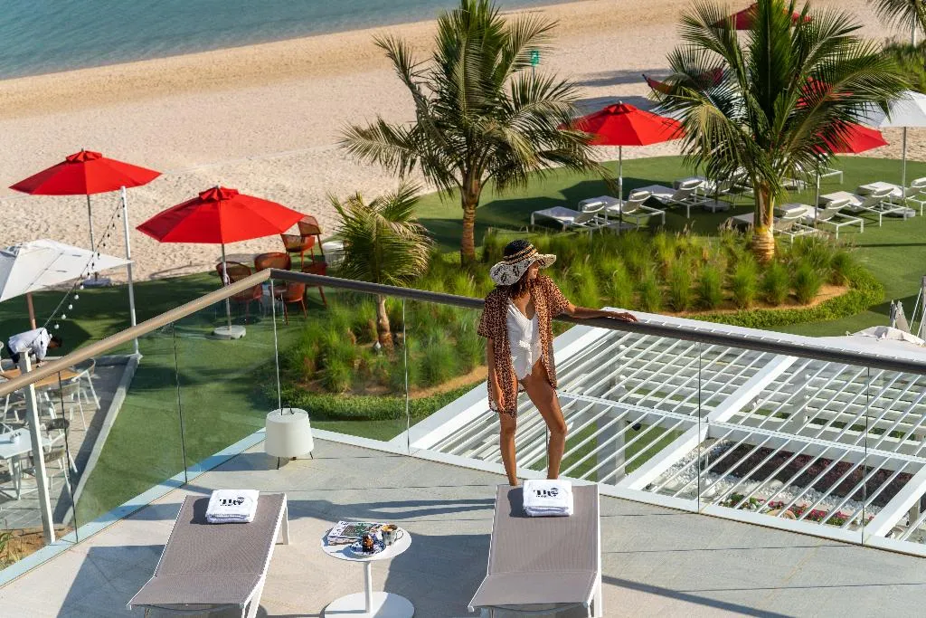 SUITE WITH VIEWS Room, Th8 Palm Dubai Beach Resort Vignette Collection, Dubai
