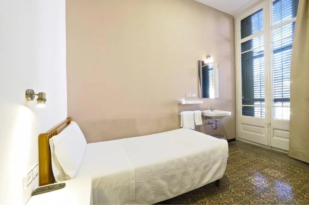 Room, Pensión Peiró, Barcelona