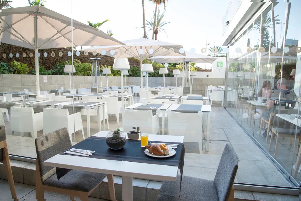 Terrace, Akeah Broncemar, Gran Canaria
