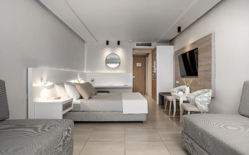 FAMILY ROOM SEA VIEW Room, Kassandra Bay Resort, Suites & SPA, Skiathos