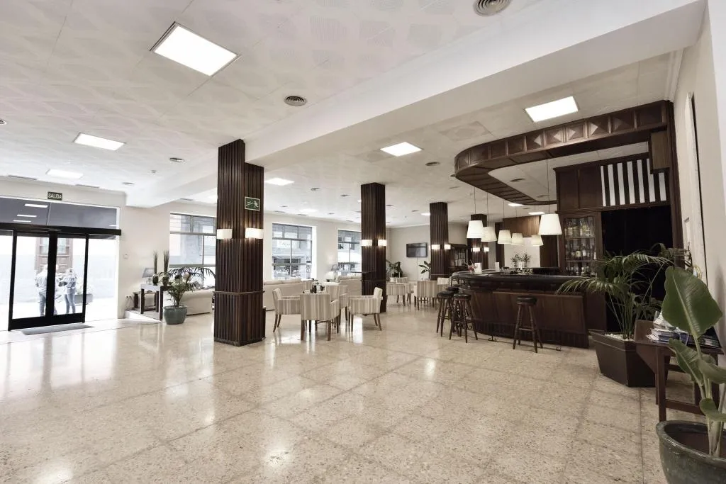 Lobby, Marte, Tenerife