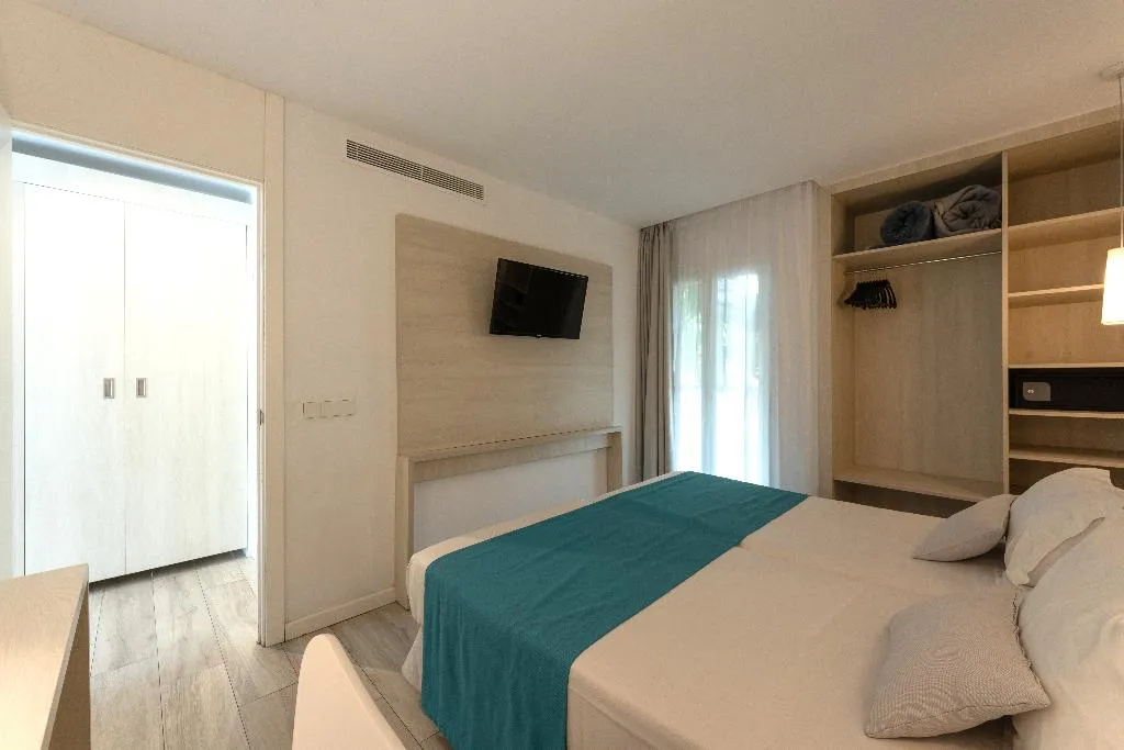 APARTMENT SUPERIOR Room, Hotel Club Es Talaial, Majorca