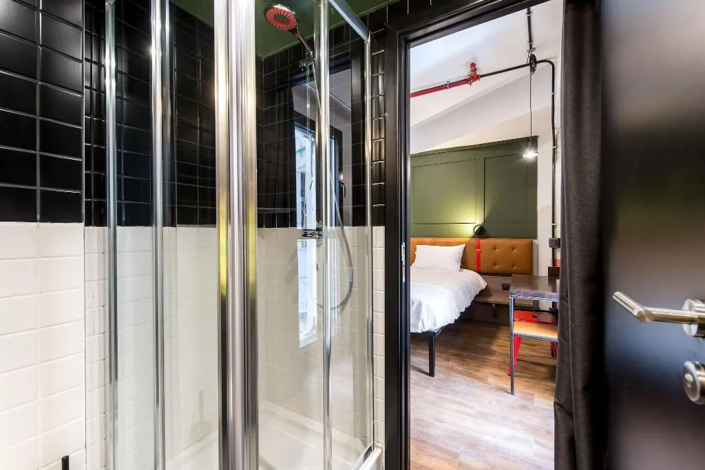 FAMILY ROOM TWO BEDS Room, Generator Madrid, Madrid