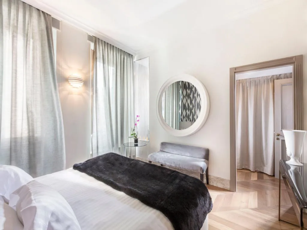DOUBLE PRESTIGE Room, Palazzo Manfredi-Small Luxury Hotels of the World, Rome