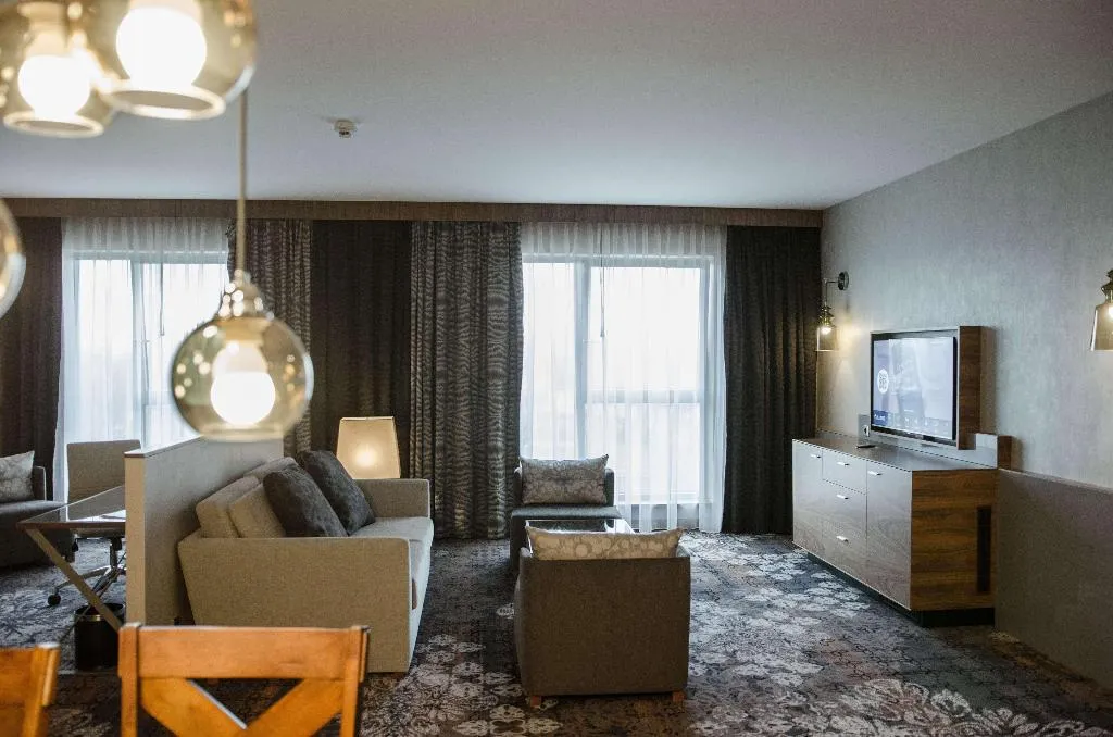 SUITE STANDARD Room, DoubleTree by Hilton Krakow Hotel & Convention Cen, Krakow