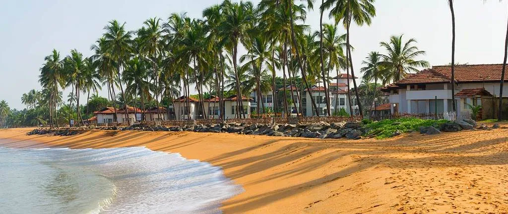 Beach, Club Hotel Dolphin, Colombo